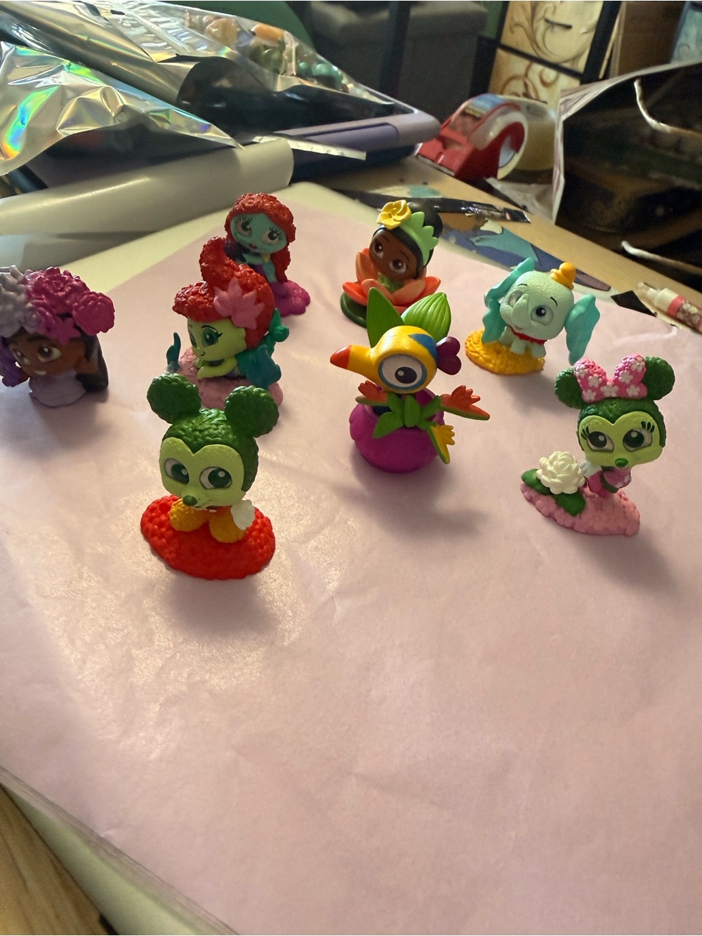 Disney Doorables Floral Garden Lot of 8 Mickey Minnie Character Mini Figures